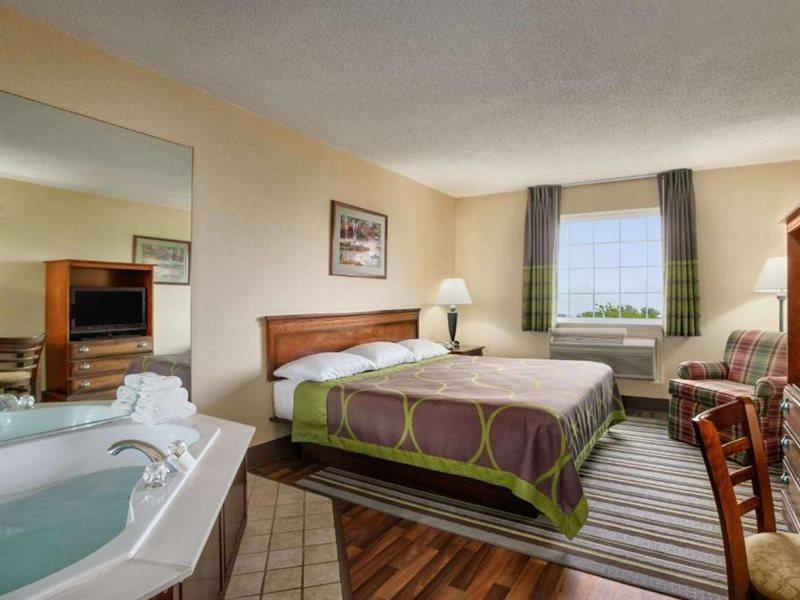 Super 8 By Wyndham Grayville Exterior foto